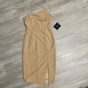 Small Beige Lulus dress